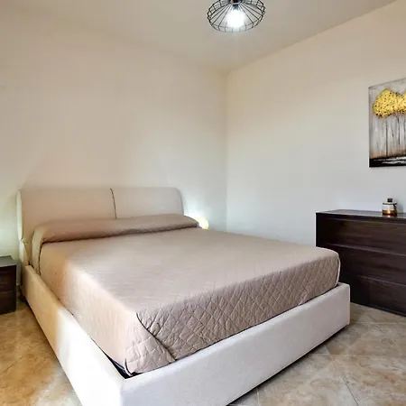 3 Bedroom In * Custonaci